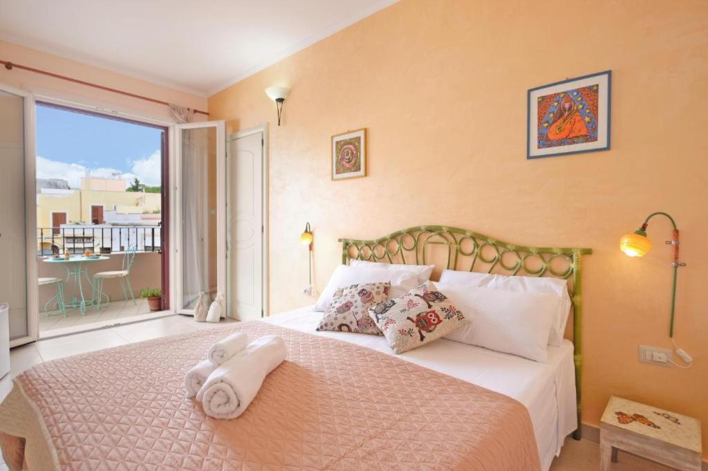 Adua Art Bed & Breakfast Castrignano del Capo Exterior photo